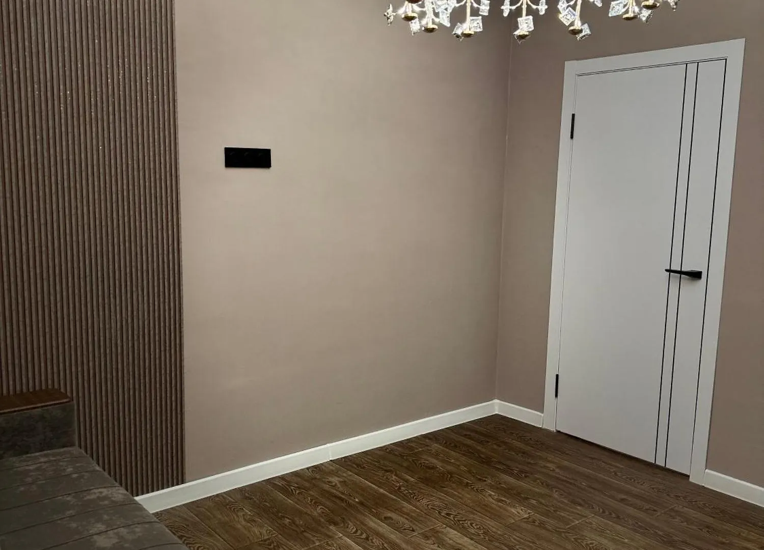 Евро 2-Ка Lux Apartment Almaty 0*,